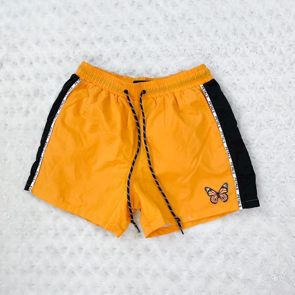 PETALS BY PETALS AND PEACOCKS Retro orange butterfly nylon shorts